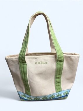 G.H. Bass & Co. Cream & Green Canvas Tote Bag